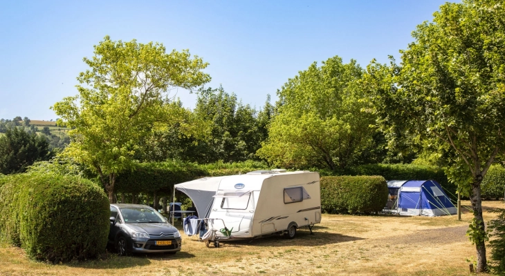 Tent pitch, Camping de Tauves nature campsite