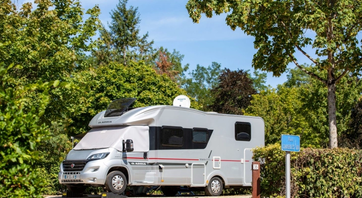 Staanplaats speciaal voor campers, camping Bourges